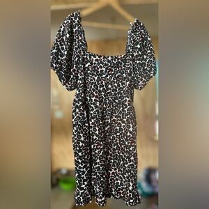 Who What Wear Black and White Puff Sleeve Mini Sundress